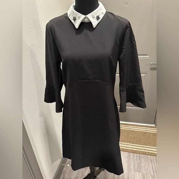 Dress women’s - Picture 2 of 9